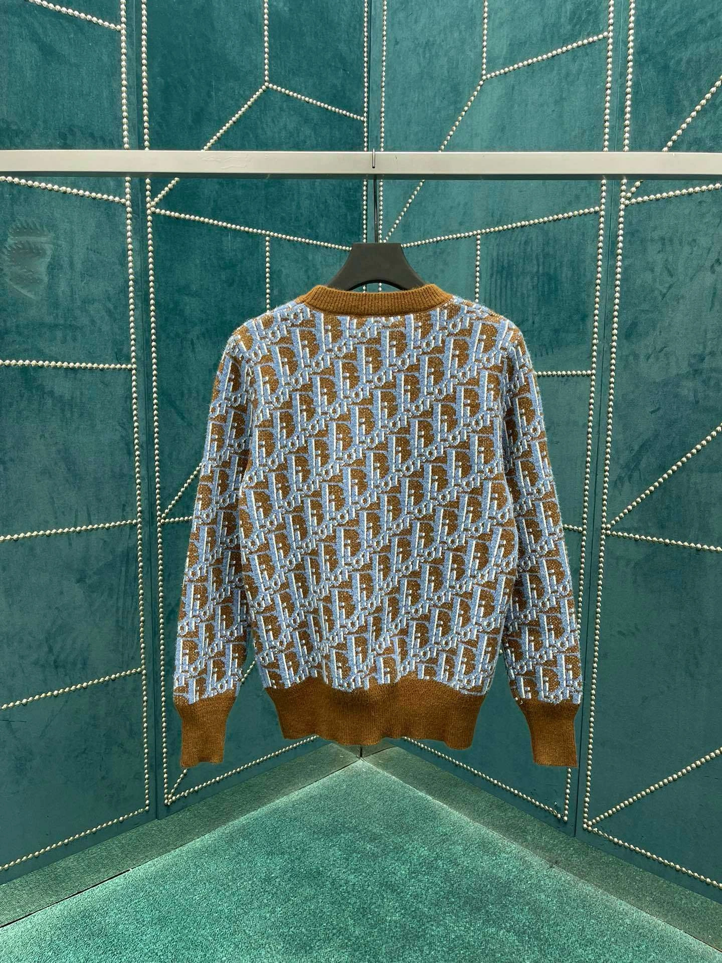 &wg.luxury- 6u33i oversized 2colour item:D-F443H3128-2